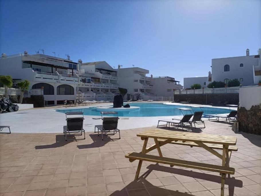 Apto. Vacacional “El Balcon De Las 4 Lunas” Коста-Тегисе Экстерьер фото