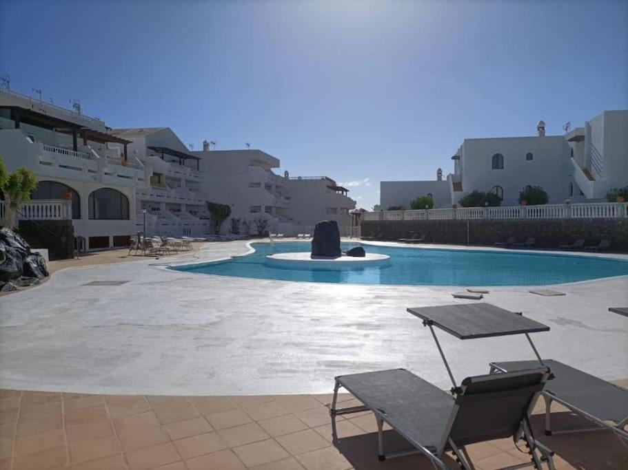 Apto. Vacacional “El Balcon De Las 4 Lunas” Коста-Тегисе Экстерьер фото